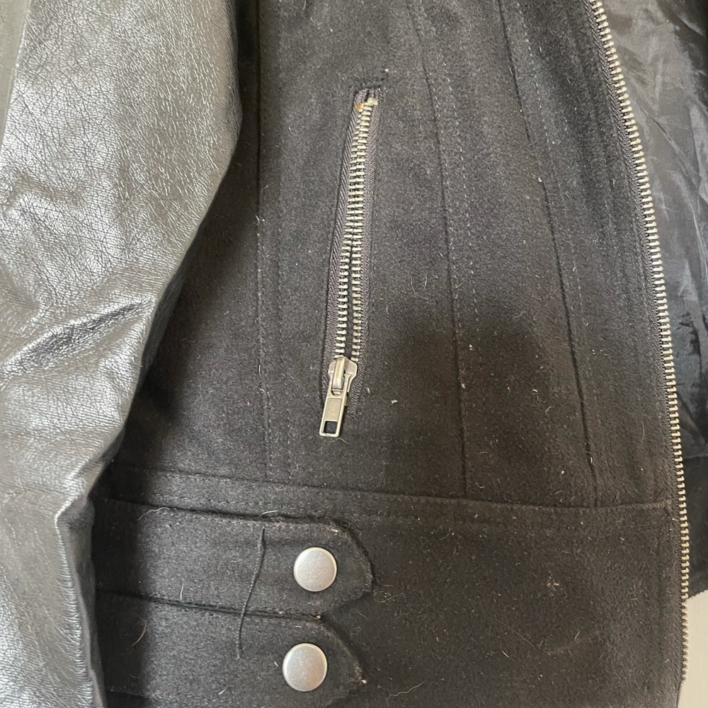 Jacket - Picture 4 of 4